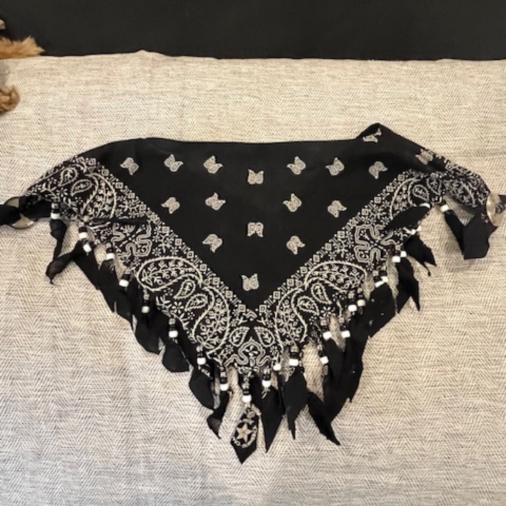Black/White Southwest Neckerchief Capelet Concho's Beads Festival Boho Western - Picture 3 of 6